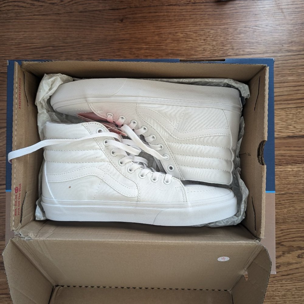 Vans High Top Sneakers NWT out of the box Size 9
